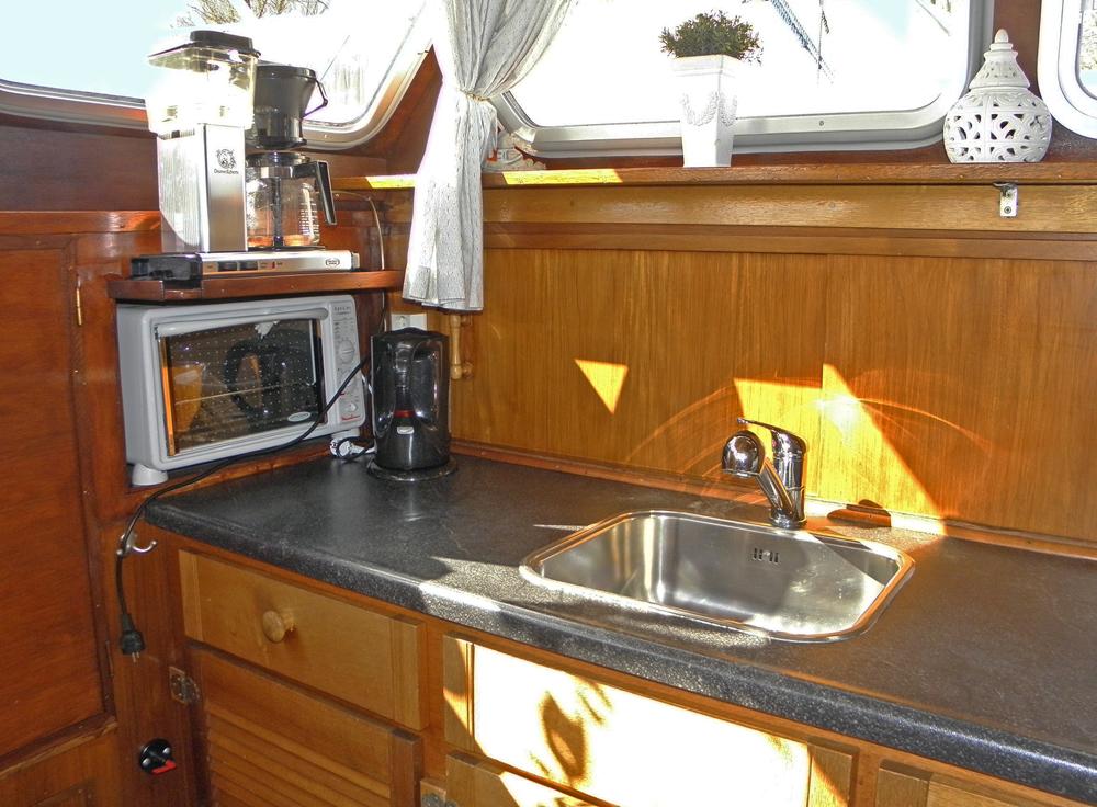 Fore ship, Accommodation